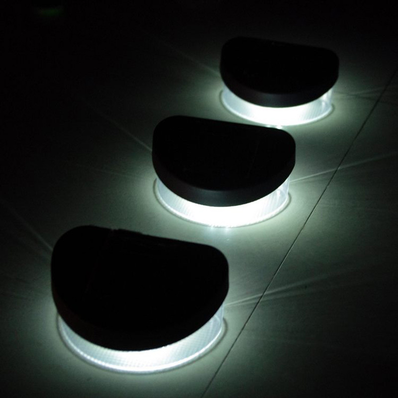 Outdoor Solar Powered LED lights for Fences & Walls